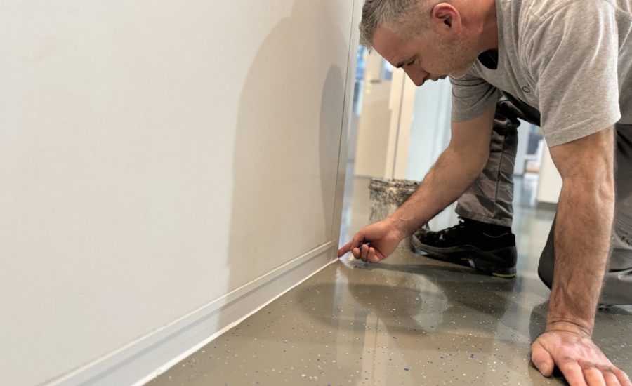 Einstellhalle mit Schichtex Platten BKP 225.2 / Brandschutz Verkleidung